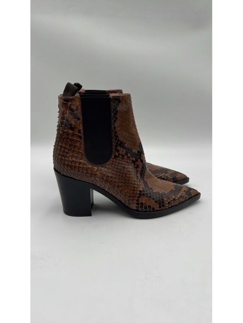 Women’s Gianvito Rossi Romney Python Leather Ankle Boots Brown Leather Size 38